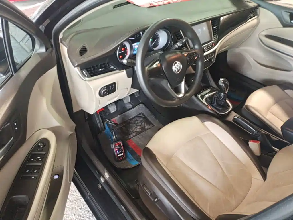 Buick Verano — миниатюра 16