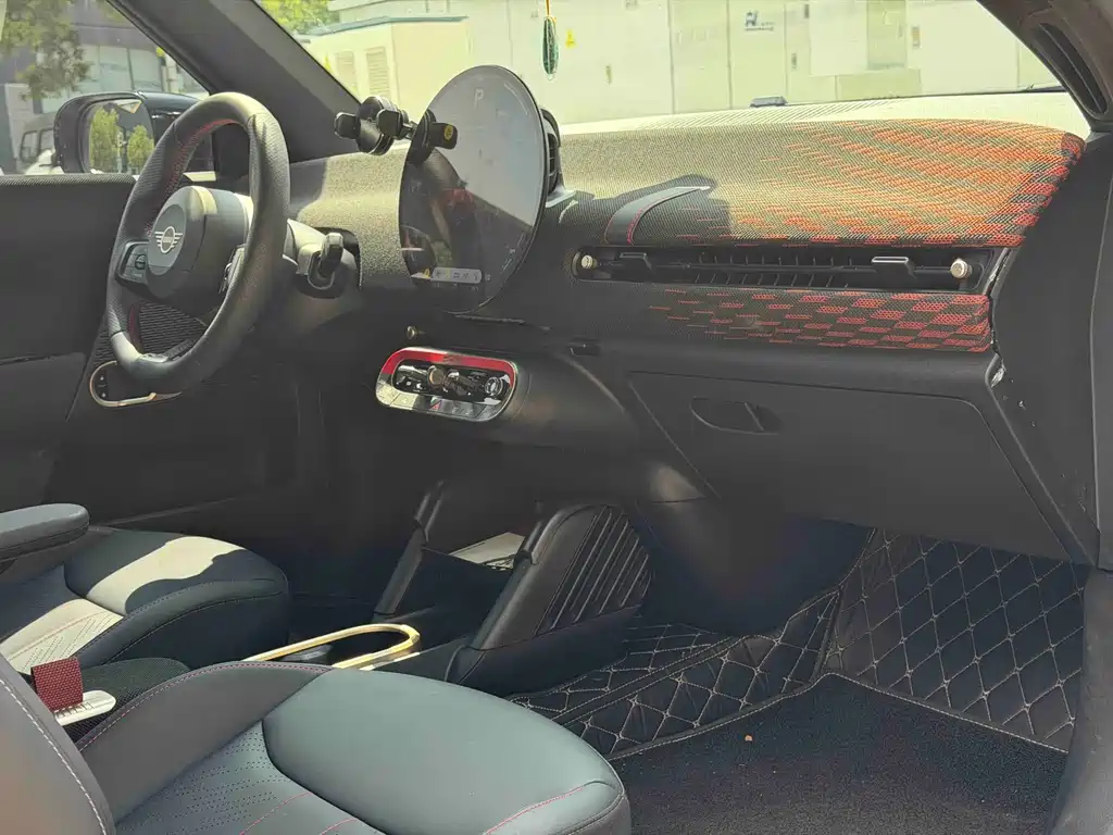 MINI MINI COOPER EV — миниатюра 7