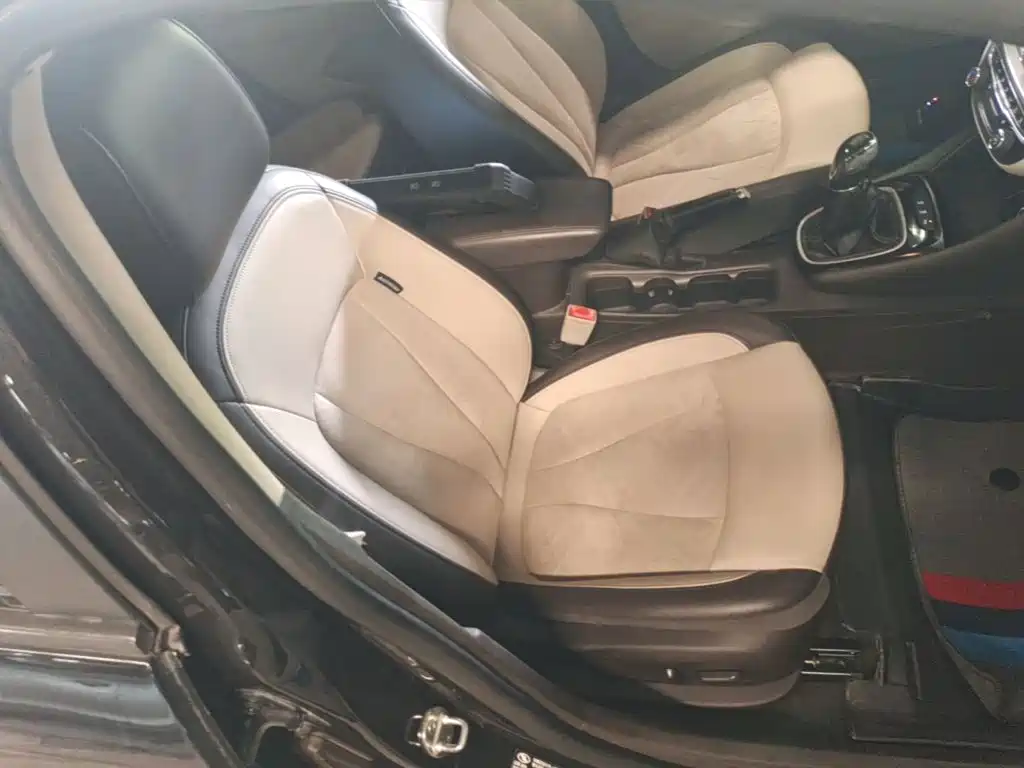 Buick Verano — миниатюра 25