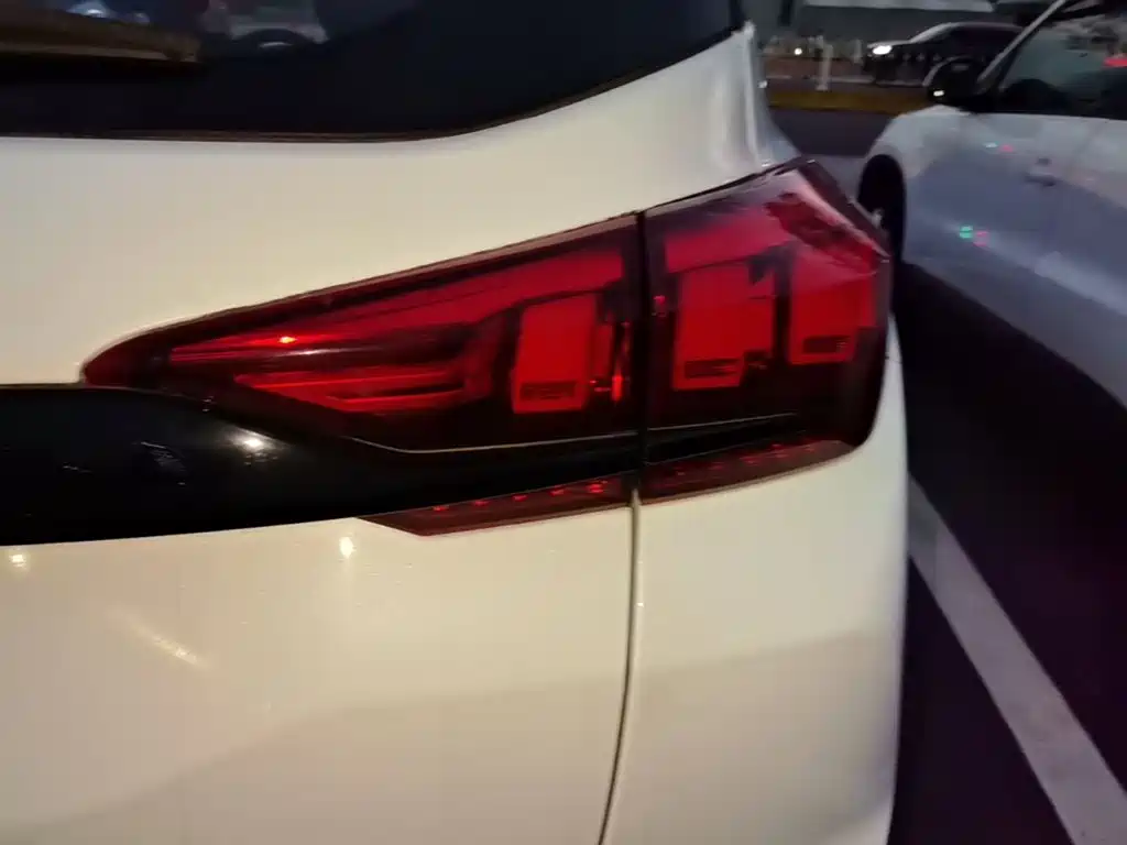 BAIC X3 — миниатюра 8