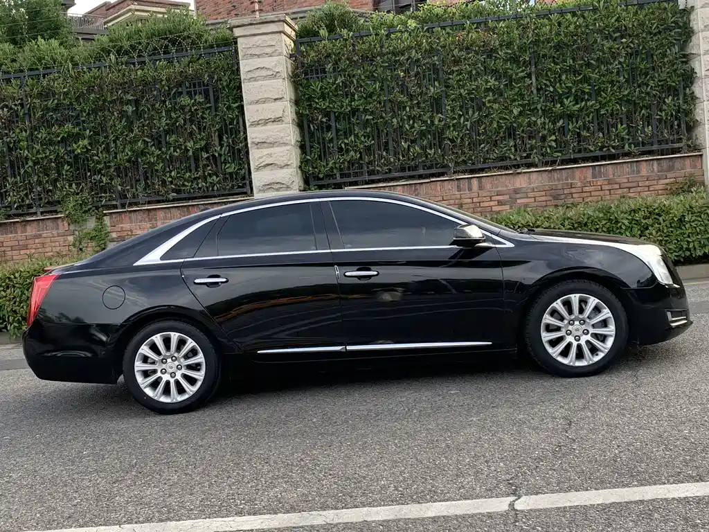Cadillac XTS 2015 28T Elite