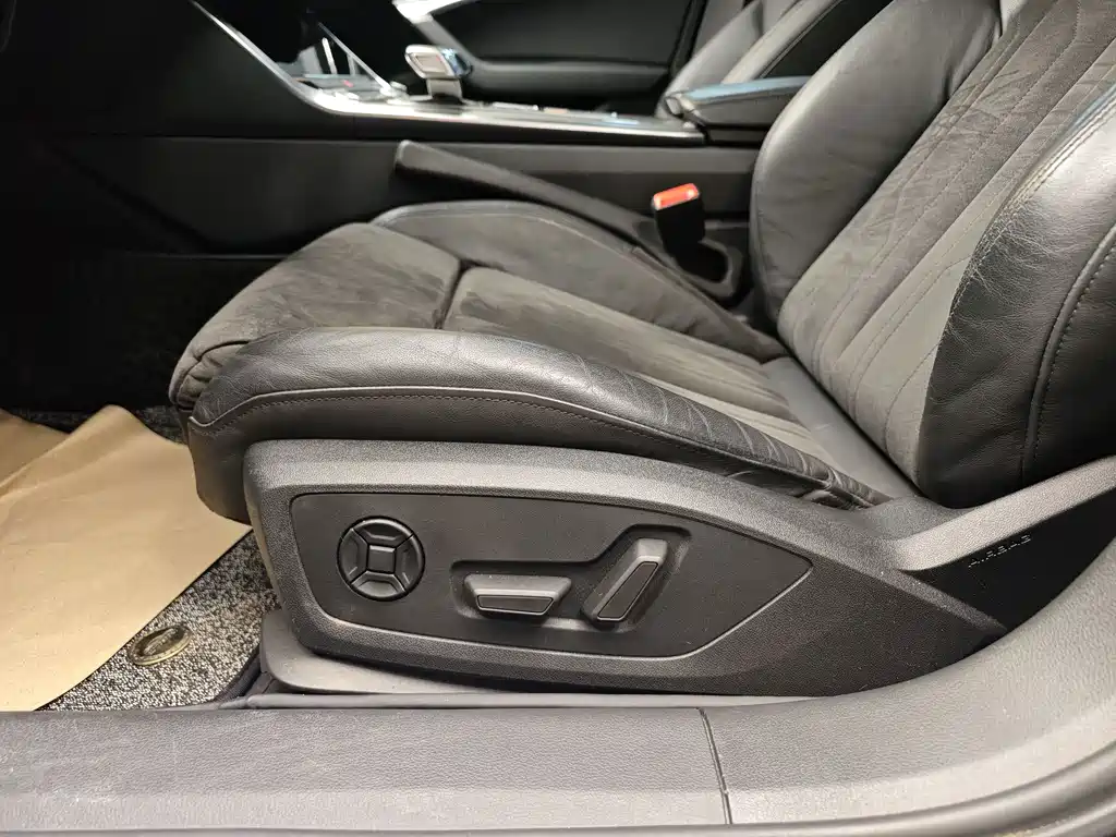 Audi A6 (Import) — миниатюра 18