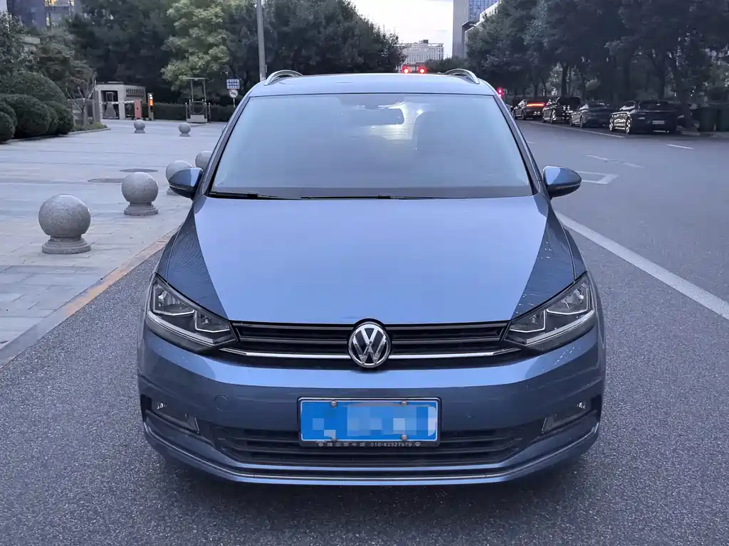 Volkswagen Touran — миниатюра 8