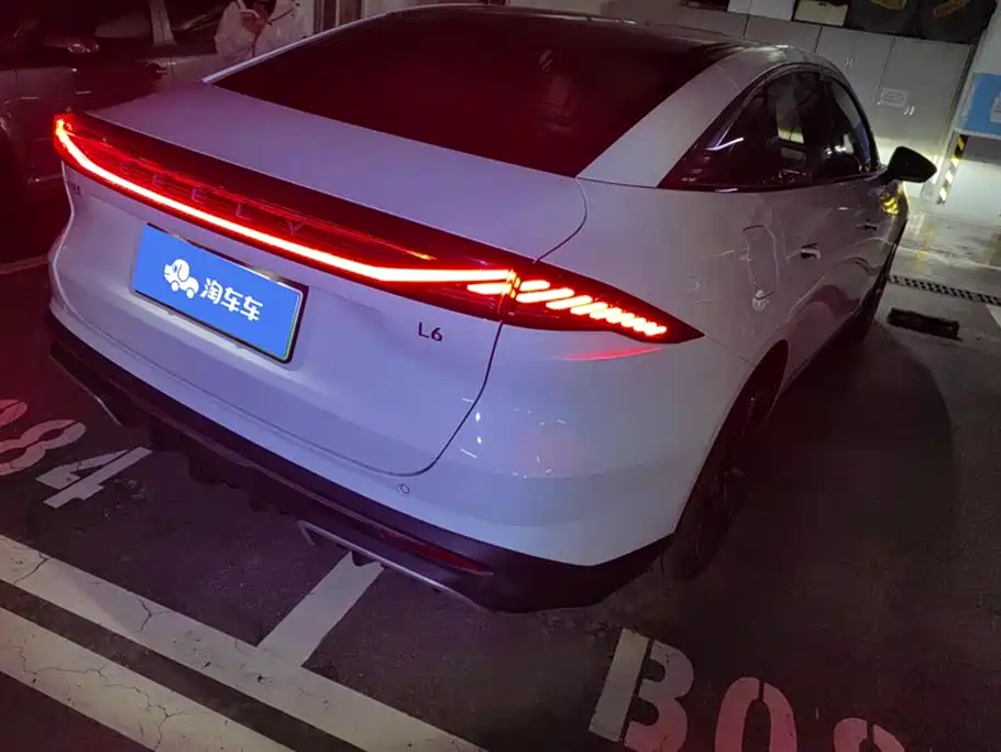 GEELY GALAXY GALAXY L6