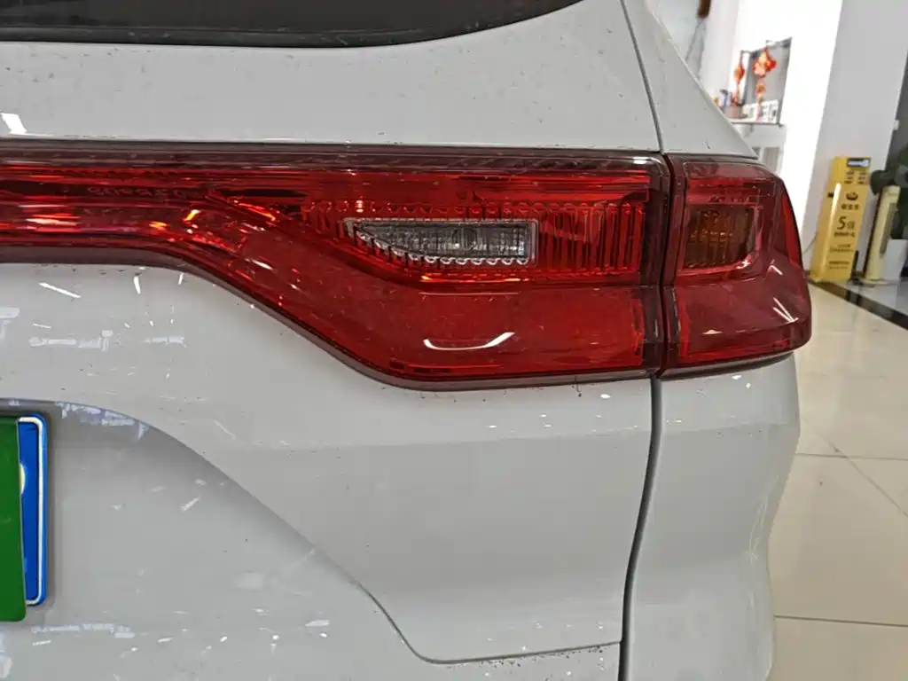 Haval M6 — миниатюра 8