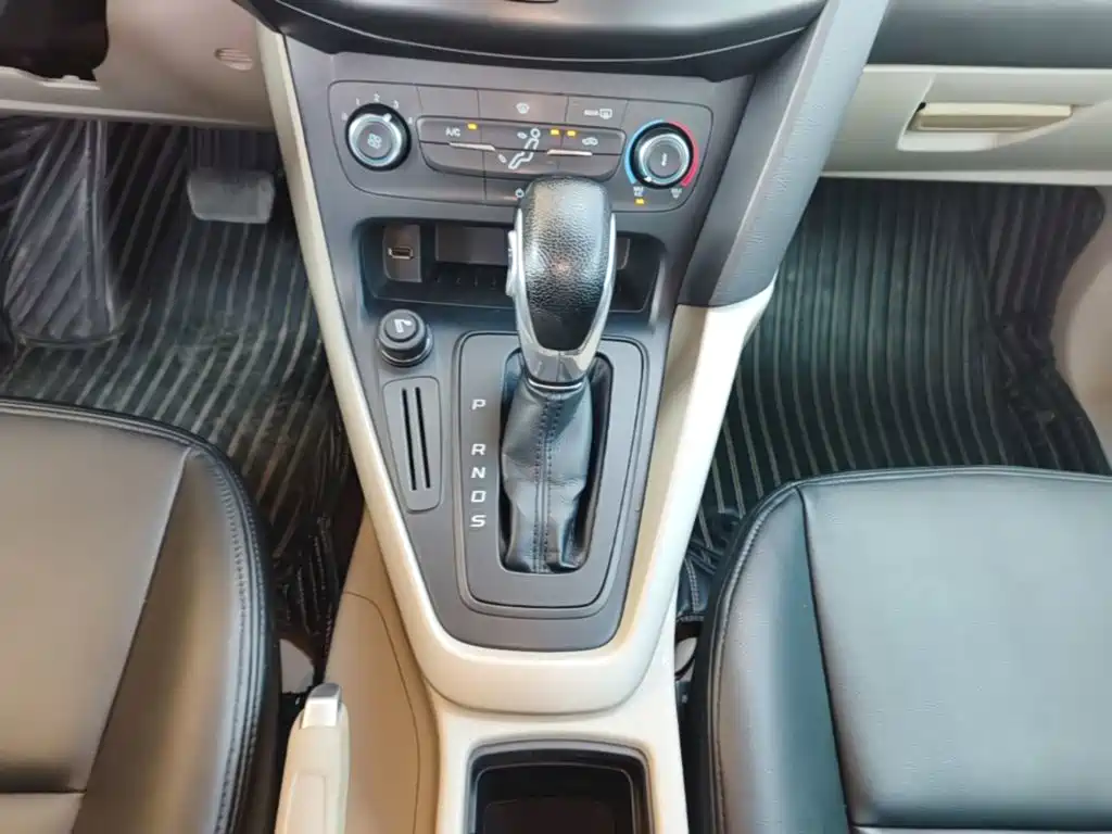 Ford Focus — миниатюра 14