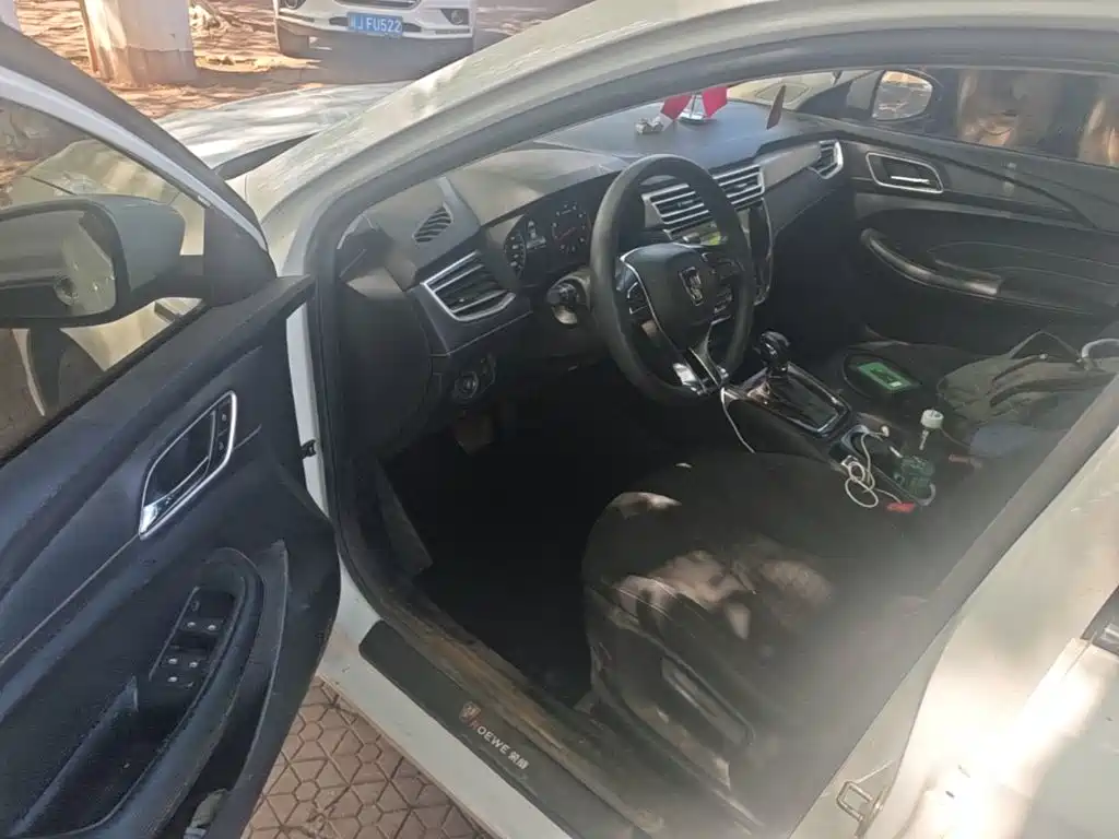 Roewe i5 — миниатюра 16