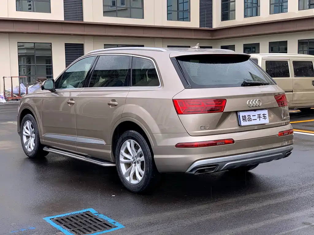 Audi Q7 2018 40 TFSI Comfort