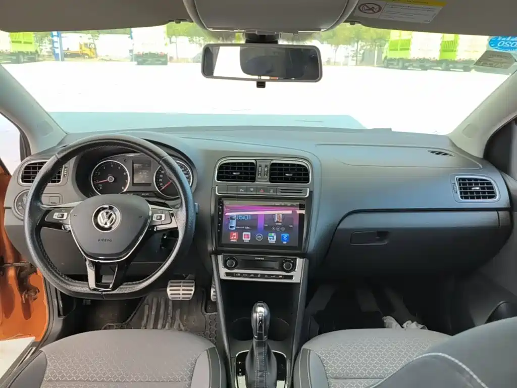 Volkswagen Polo — миниатюра 10