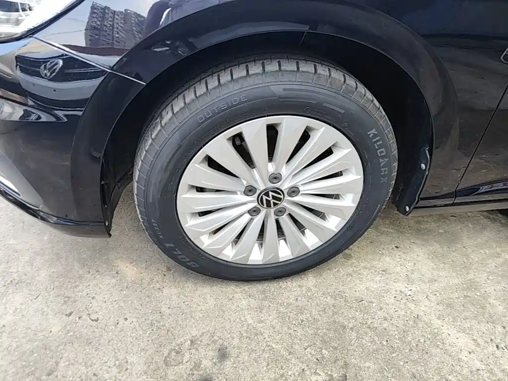 Volkswagen Lavida — миниатюра 23