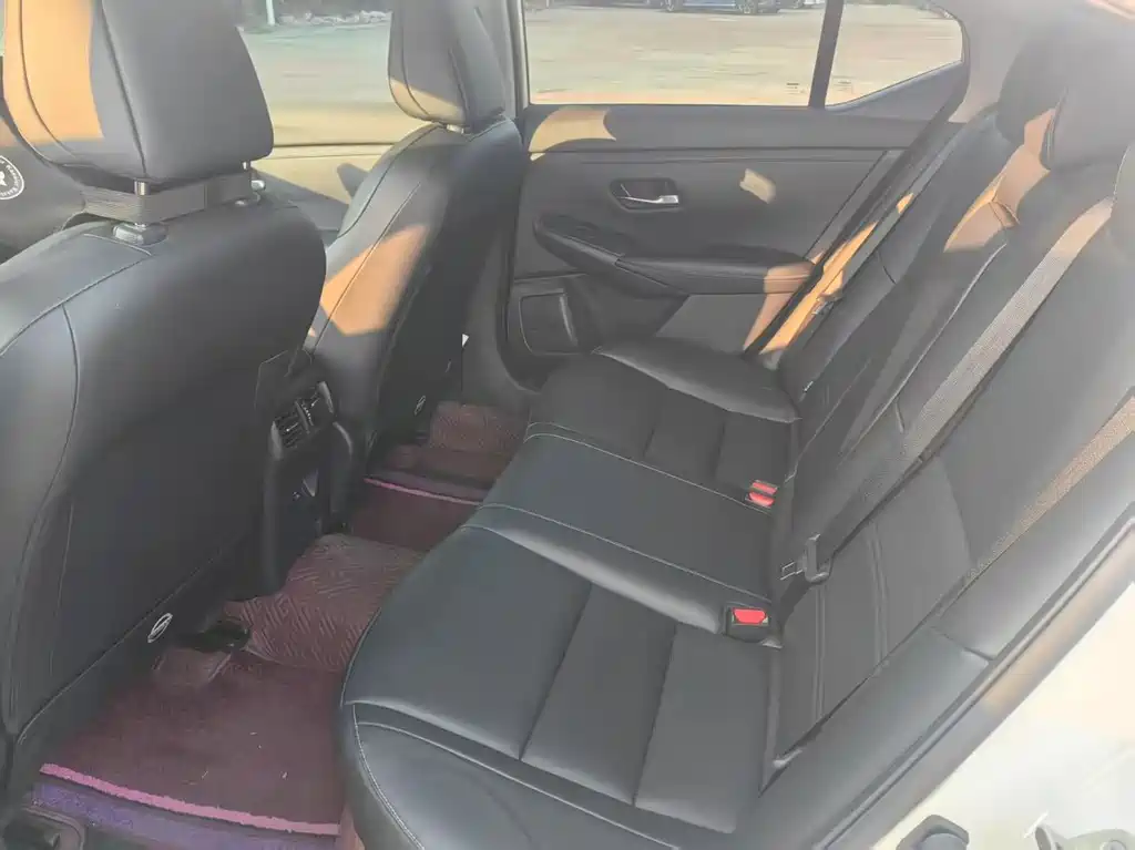 Nissan Sylphy — миниатюра 5