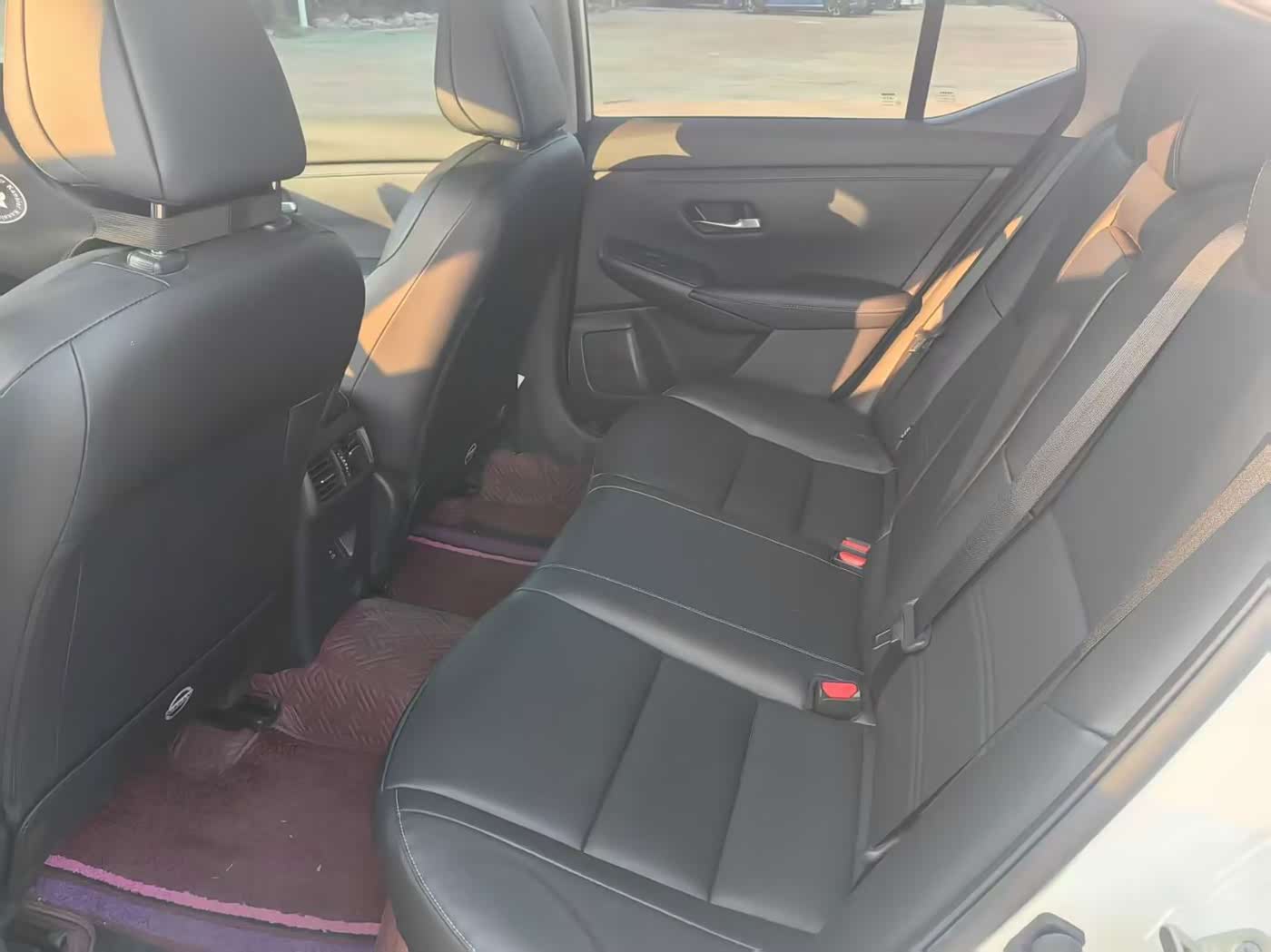 Nissan Sylphy 1.6 л 2024 г. Белый, пробег 32000 км