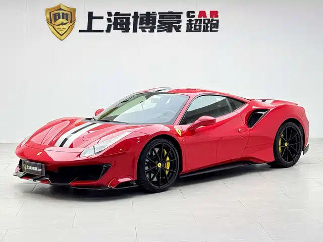 FERRARI 488