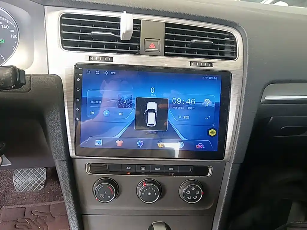 Volkswagen Golf — миниатюра 13