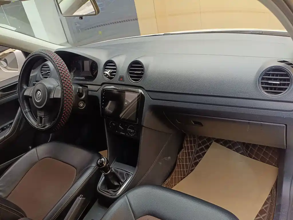 Volkswagen Jetta — миниатюра 30