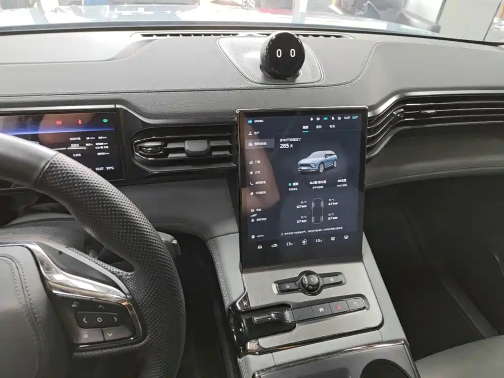 NIO ES6 — миниатюра 13