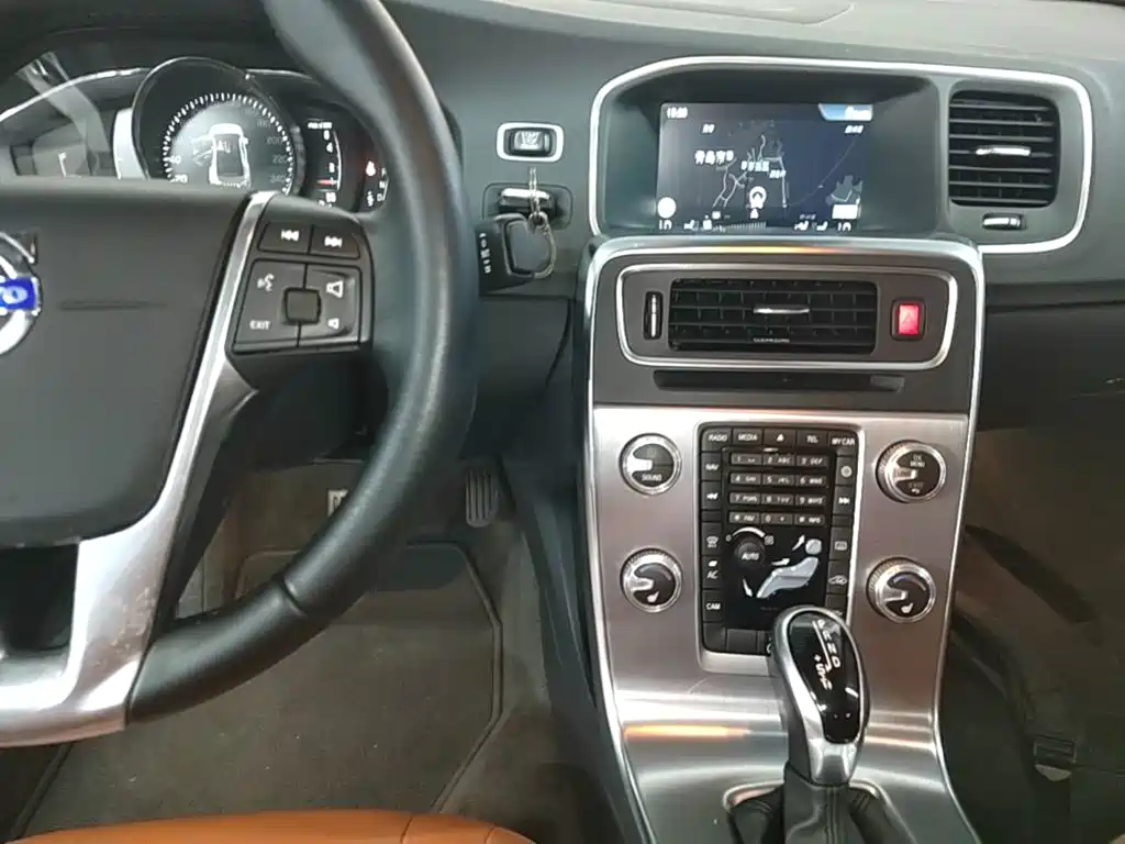 Volvo S60 — миниатюра 13