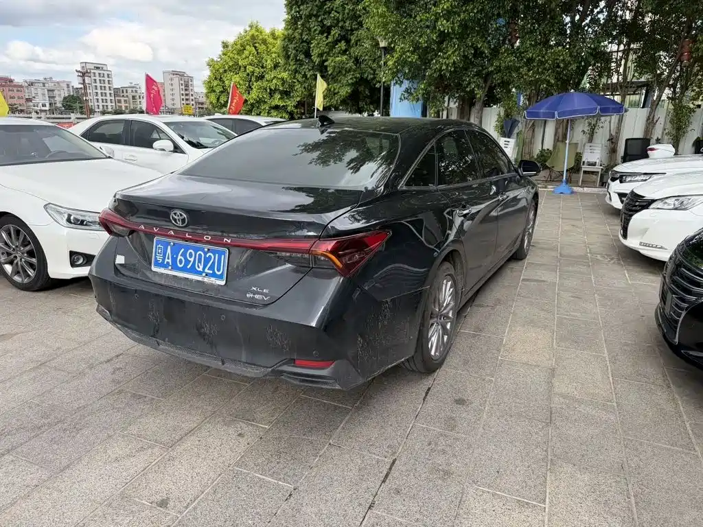 Toyota Avalon — миниатюра 4