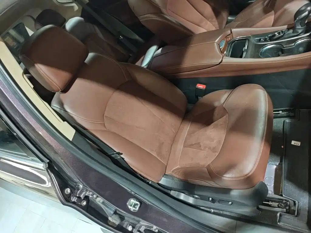 Buick Envision Plus — миниатюра 25