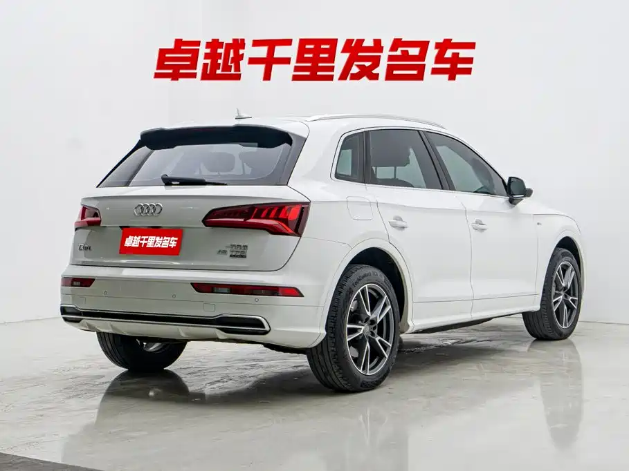 Audi Q5L 45 TFSI Premium Fashion Type China VI, фото 3
