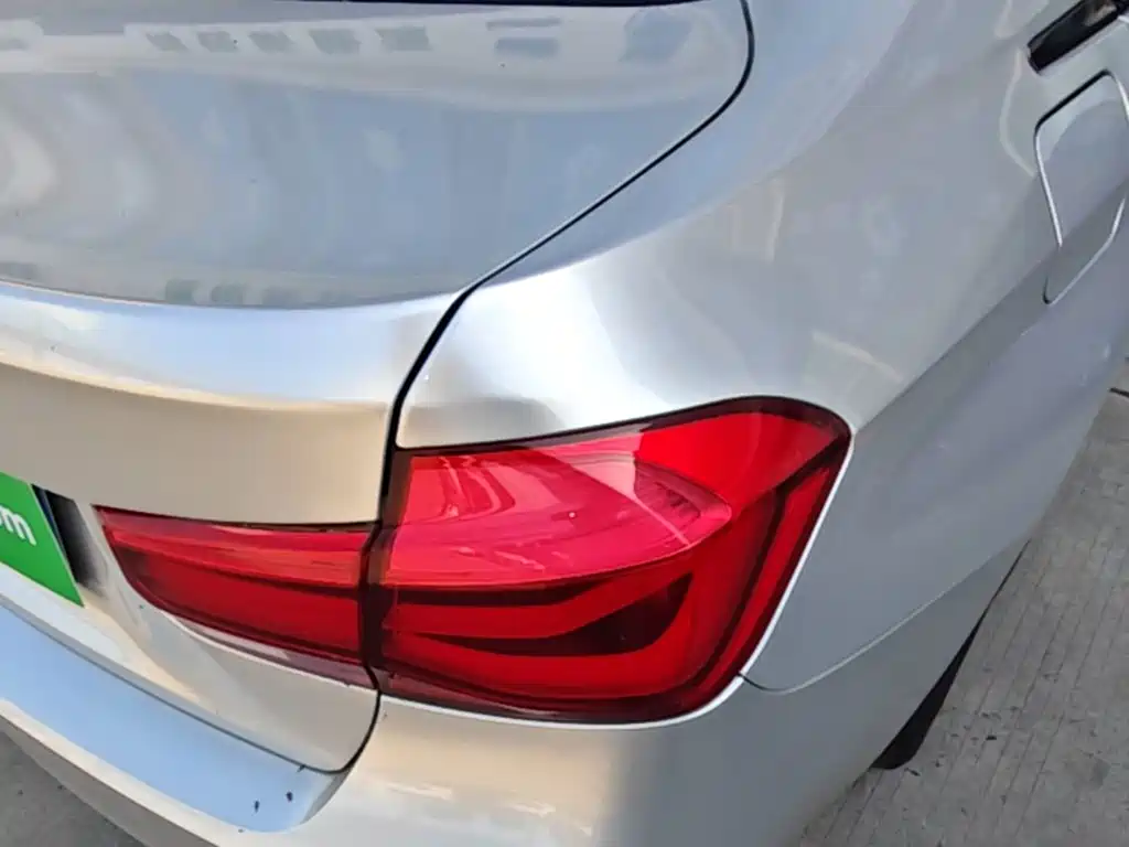 BMW 3 Series — миниатюра 8