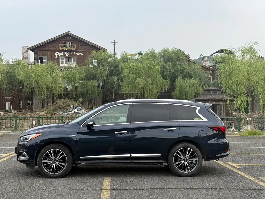 Infiniti QX60 2016 2.5 S/C Hybrid V