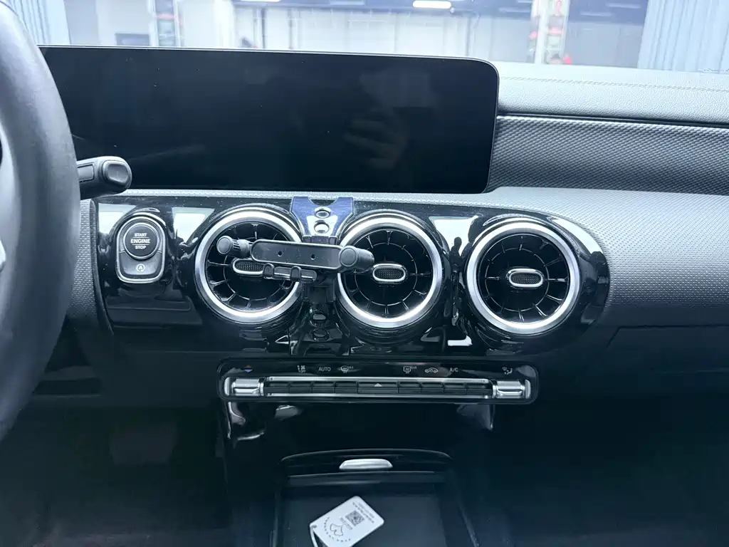 Mercedes-Benz A-Class — миниатюра 13