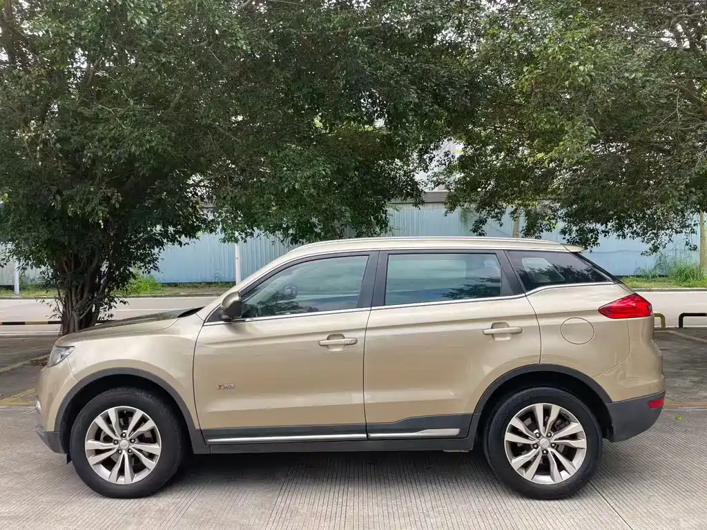 Geely Boyue — миниатюра 3