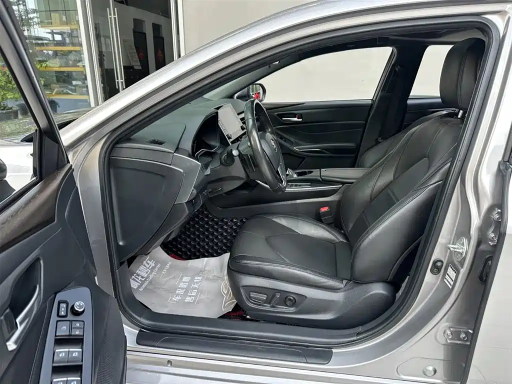 Toyota Avalon 2021 2.5L Luxury