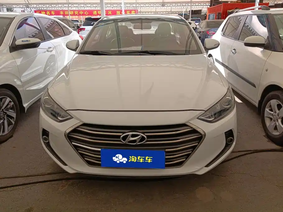 Hyundai Elantra — миниатюра 2