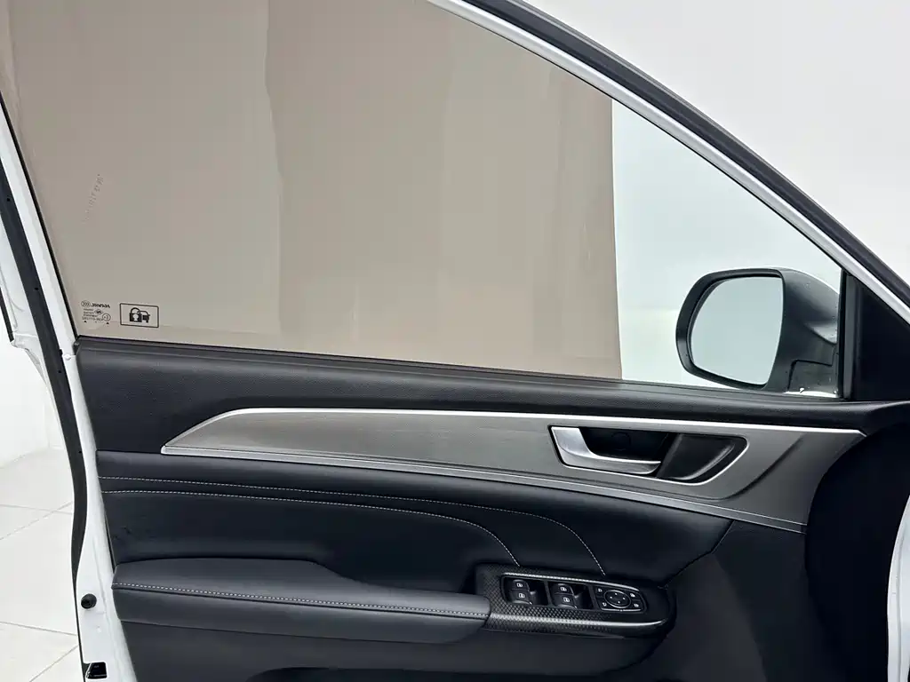 Haval M6 2021 — фото 14