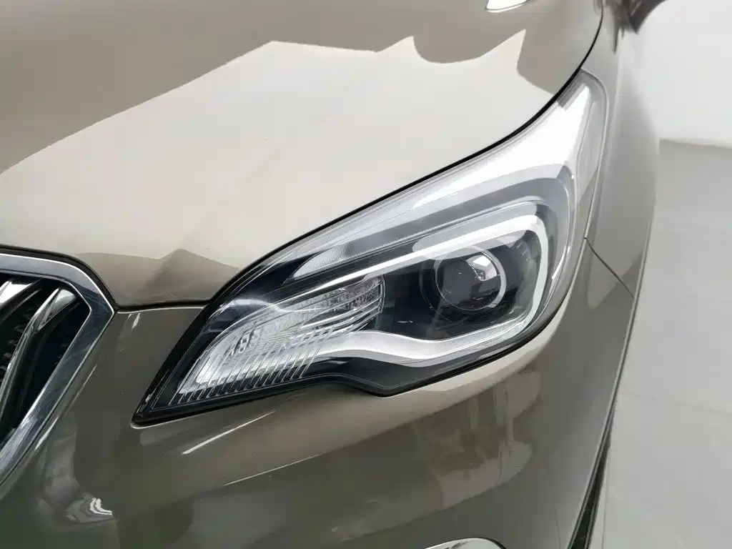 Buick Envision Plus — миниатюра 7