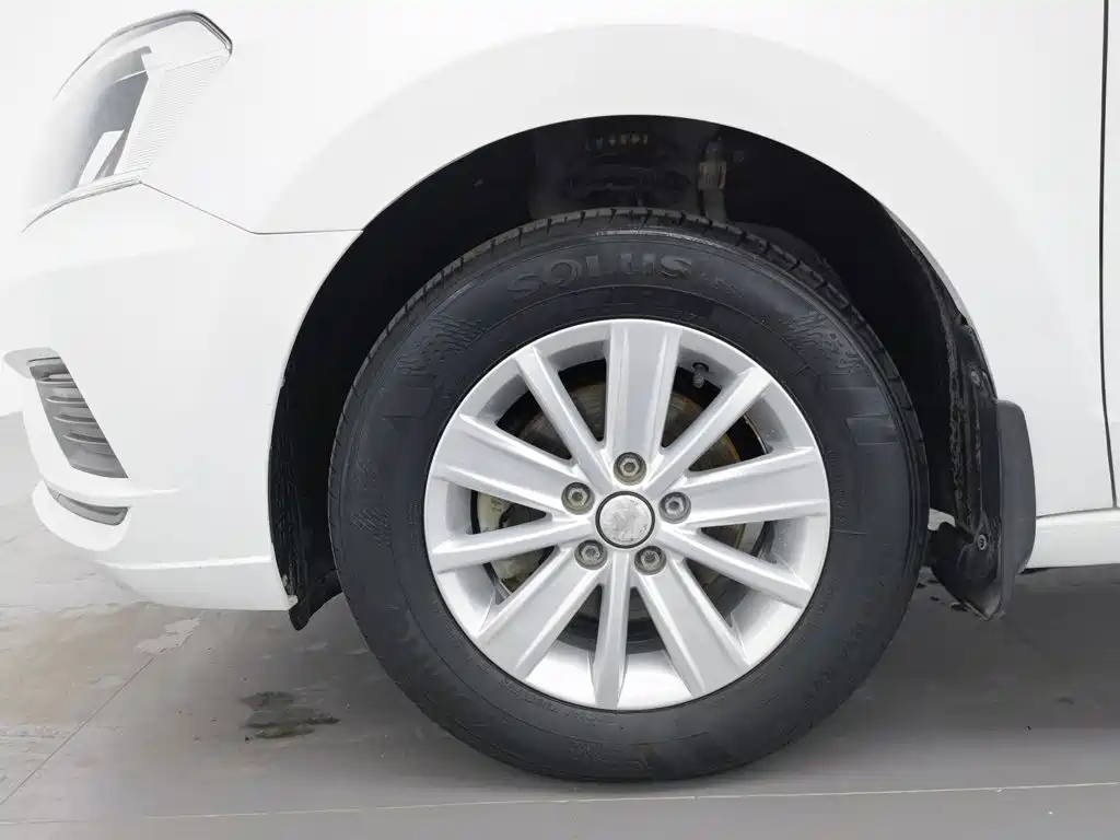 Volkswagen Jetta — миниатюра 17