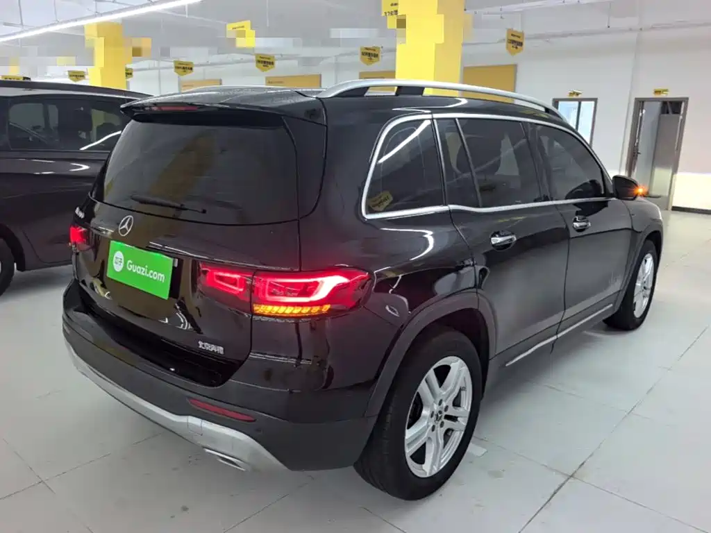 Mercedes-Benz GLB — миниатюра 7