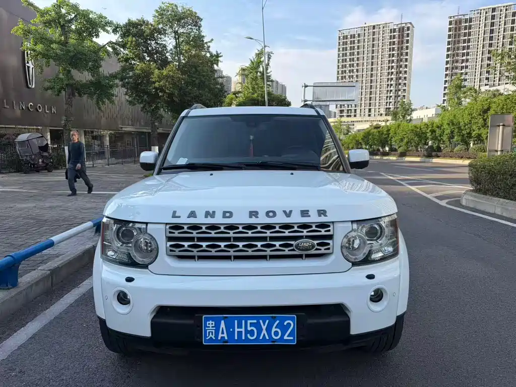 Land Rover Discovery 2013
