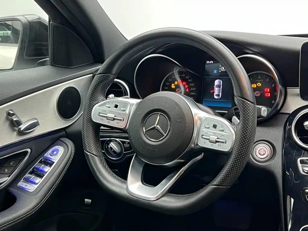 Mercedes-Benz C-Class — миниатюра 18