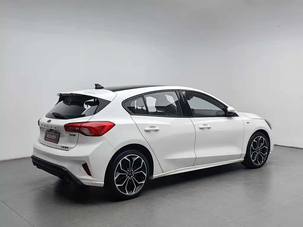 Ford Focus — миниатюра 2