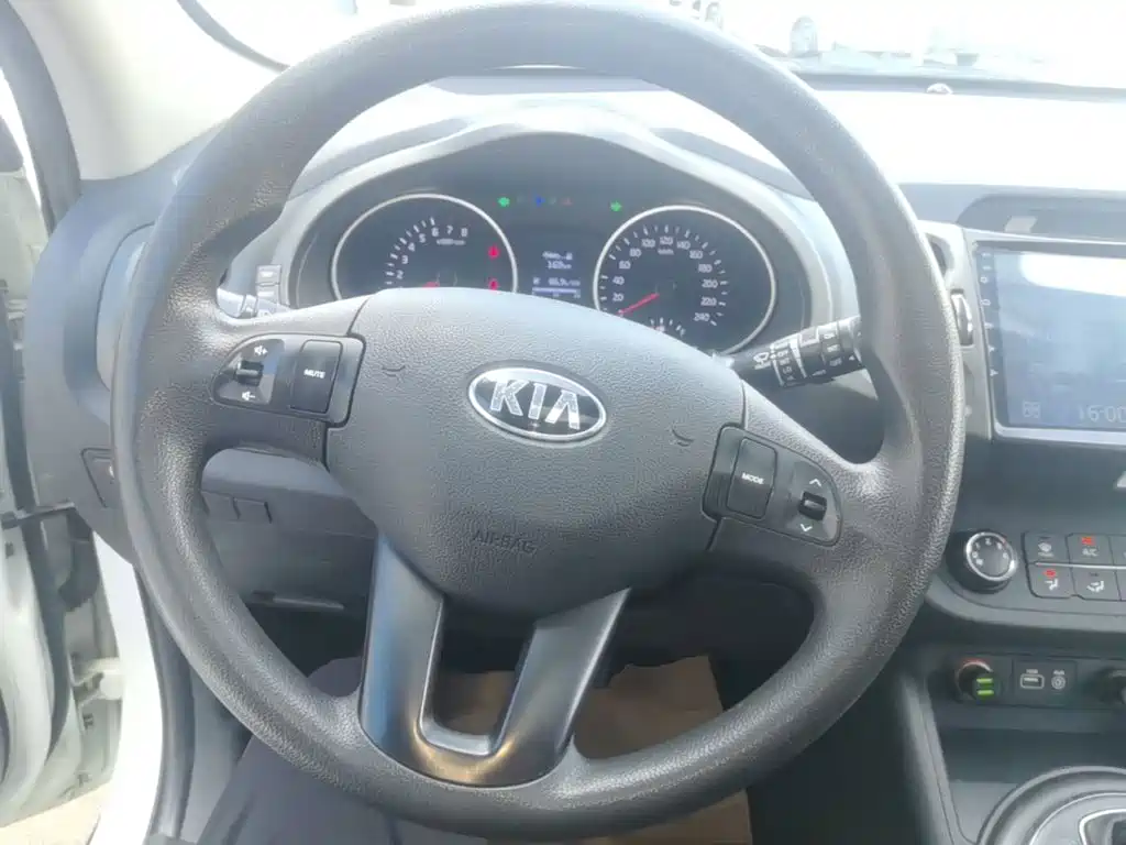 Kia Sportage — миниатюра 11