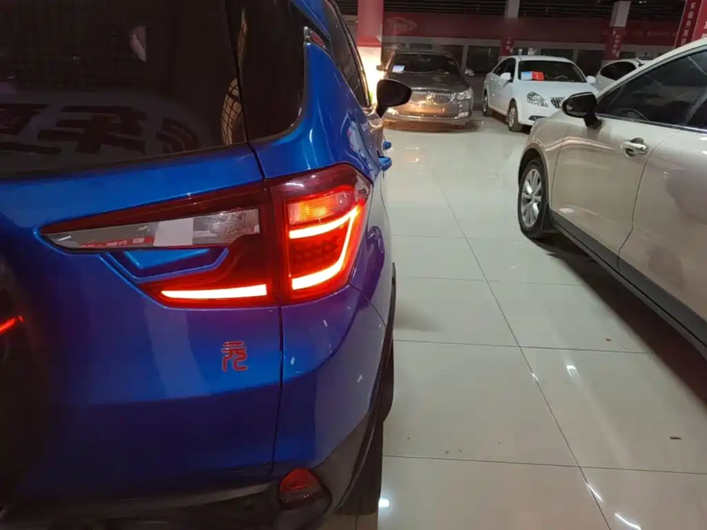 BYD Yuan — миниатюра 8