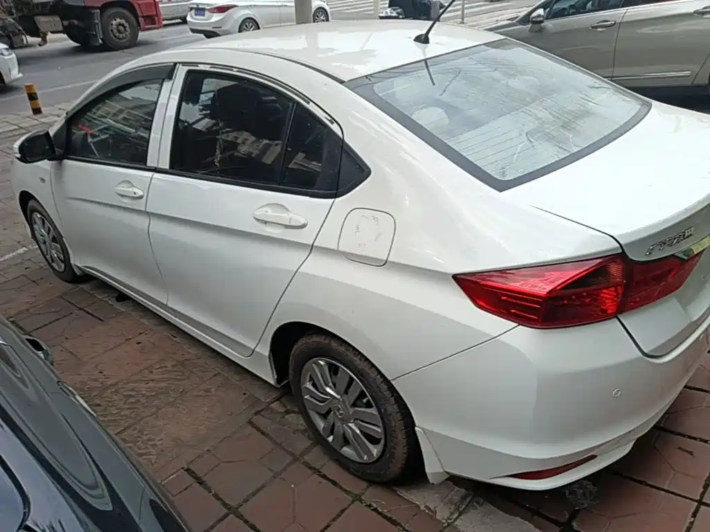 Honda City — миниатюра 5