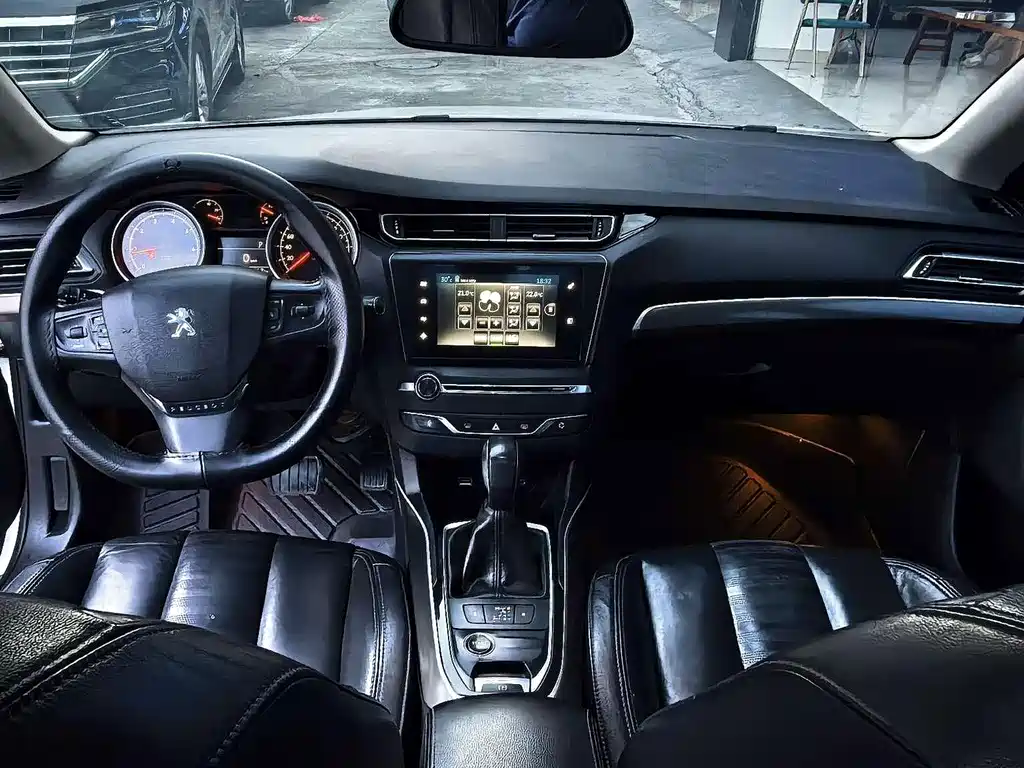 Peugeot 408 — миниатюра 13