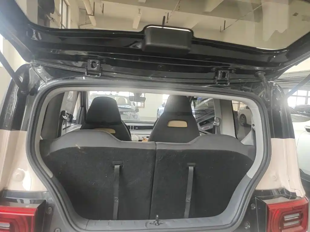 Wuling MINIEV — миниатюра 19