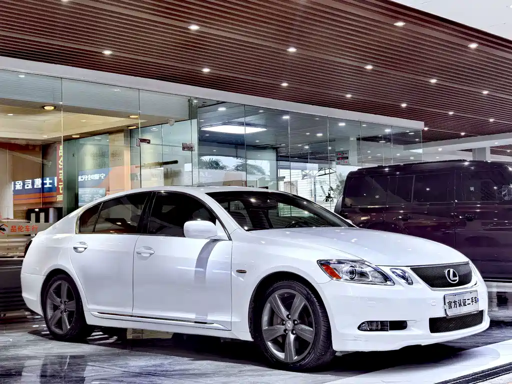 Lexus GS — миниатюра 3