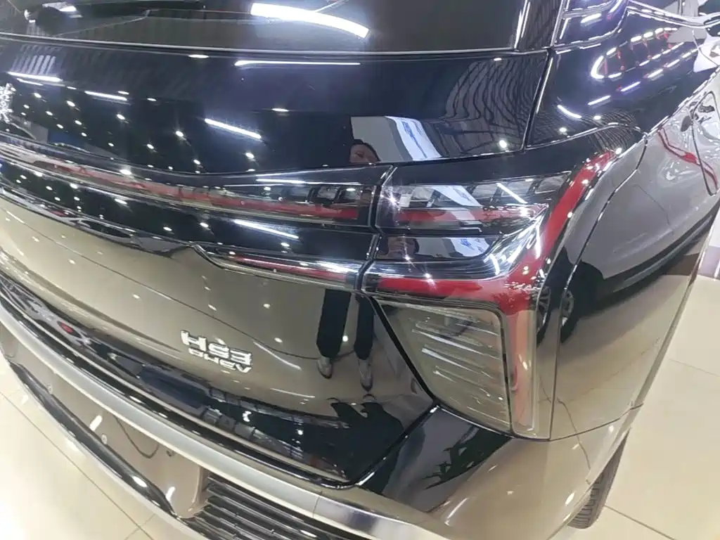 Hongqi Hongqi HS3 PHEV — миниатюра 8