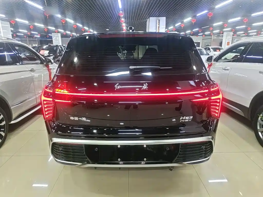 Hongqi Hongqi HS3 PHEV — миниатюра 6