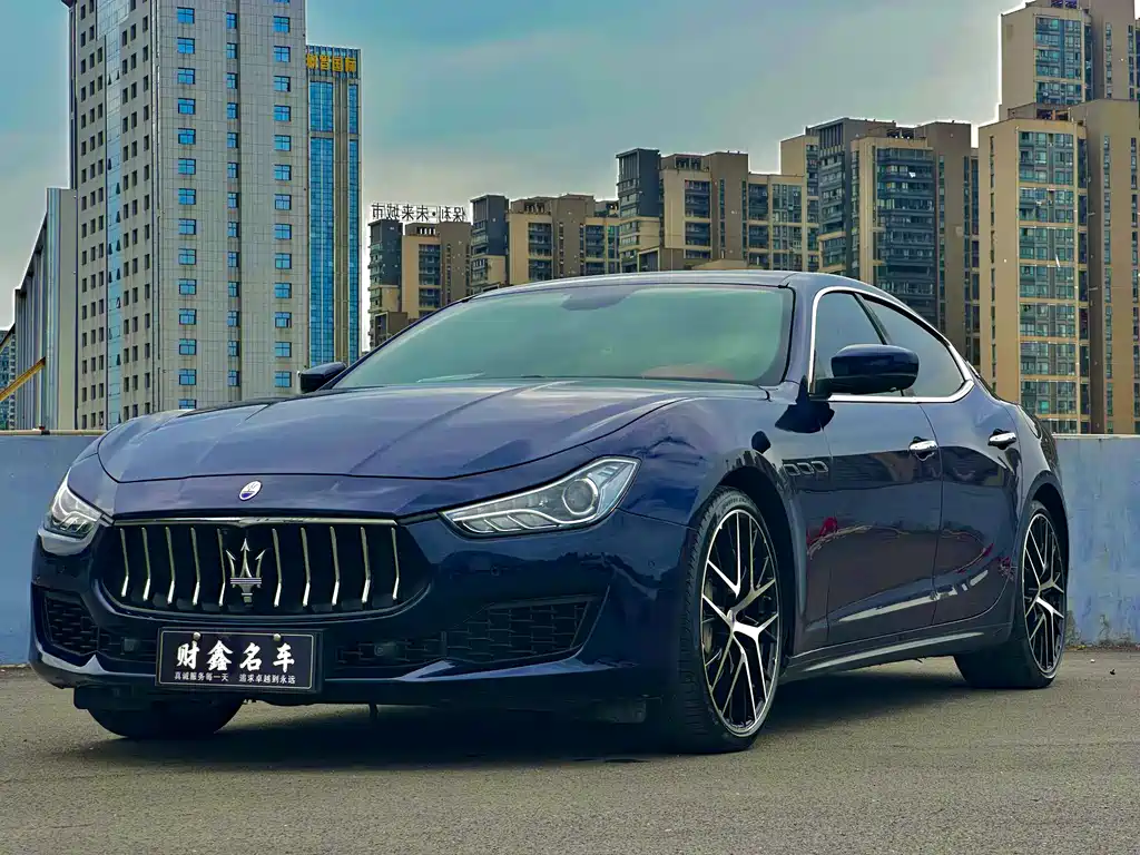 MASERATI GHIBLI