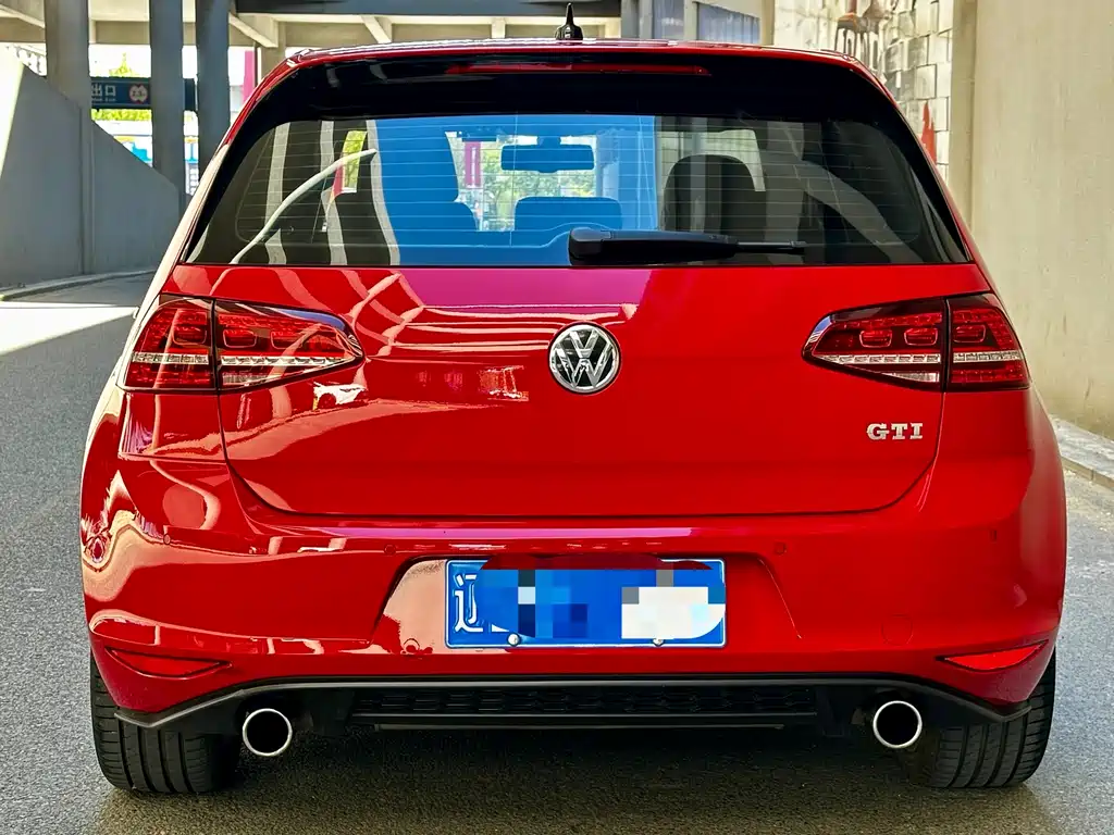 Volkswagen Golf GTI GTI 2016 2.0TSI GTI