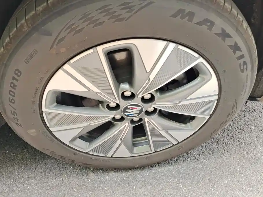 Buick E5 — миниатюра 6
