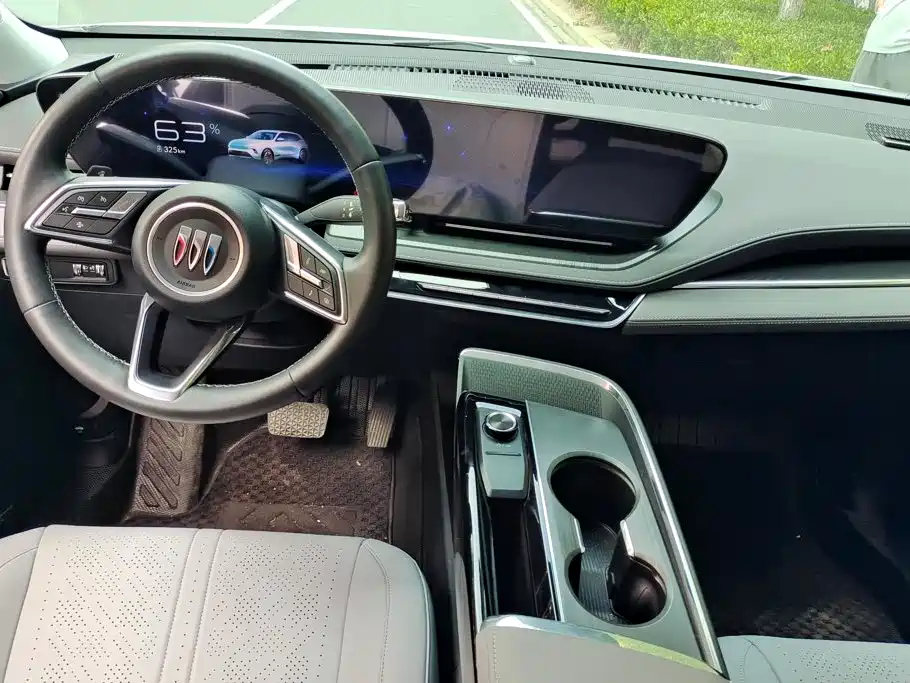 Buick E5 — миниатюра 12