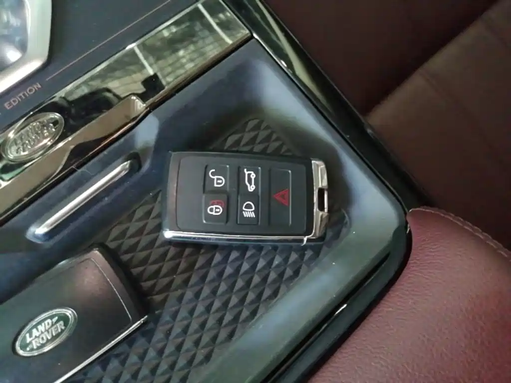 Land Rover Evoque — миниатюра 9